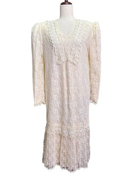 Vintage Scott McClintock Ivory Lace Drop Waist Pleated Dress USA 12